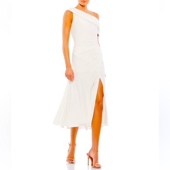 Mac Duggal Dresses & Skirts - NWT Mac Duggal Asymmetric 1-Shoulder Slit Midi Dress 10 New